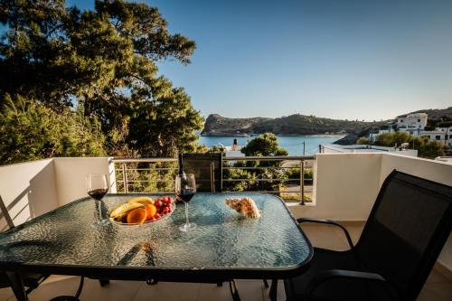 Kaloi Limenes Apartment | Seaside Apartment-George