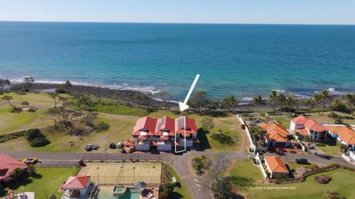 Coral Cove Apartment | Seaside Tee Time