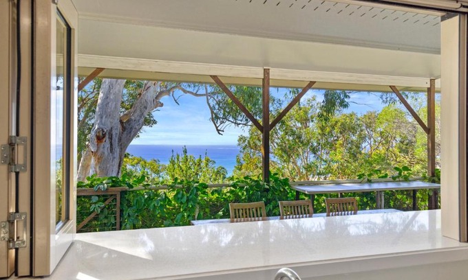 Point Lookout House | Seaspray - 93 Tramican Street