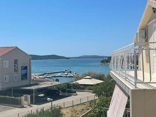 Zaboric Apartment | Seaview apartment at beach