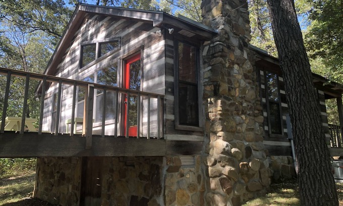 Marshall Cabin | Secluded yet within minutes of all your favorite outdoor activities!