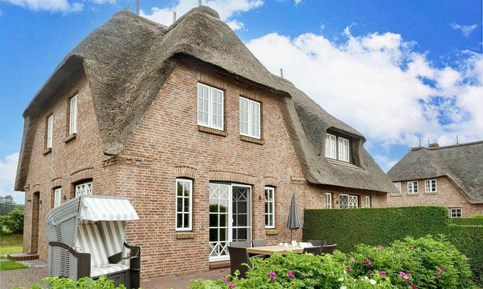 Utersum Cottage | Seesucht Föhr - Reethaushälfte with terrace, garden & sauna - Seesucht-Föhr -