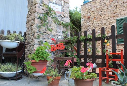Finale Ligure Bed & Breakfast | Segni e Impronta