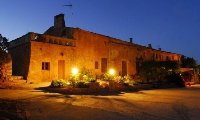 Manacor Cottage | Self catering Finca Sa Cova Vella for 4 people
