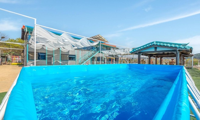 Suwon House | Seonjaedo Gaekkul House pet Pension