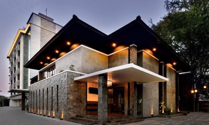 Pasirkaliki Hotel | Serela Merdeka Bandung