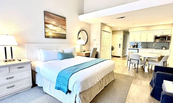 Rio del Mar Condo | Serene condo at Seascape Beach Resort