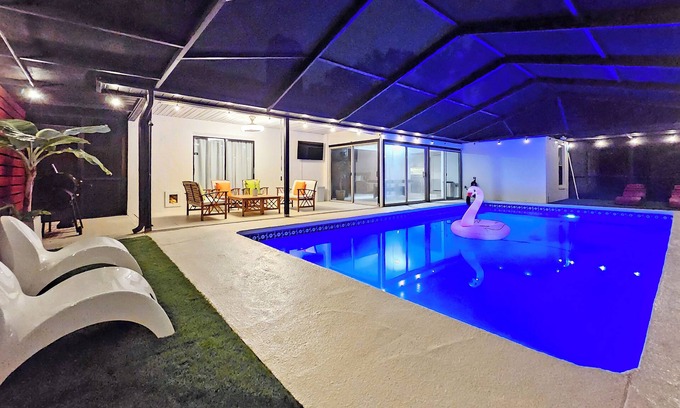 Temple Terrace Villa | Serene Pool Oasis Tampa Vacation Villa