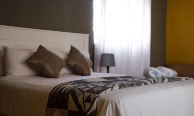 Bojanala House | Seroloana Guest House