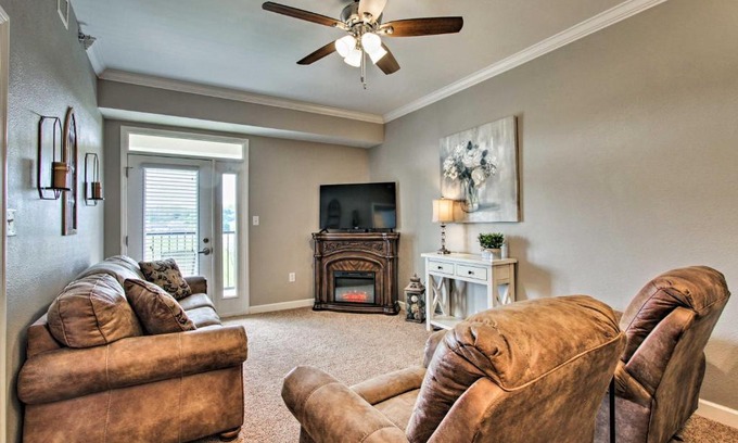 Sevierville Apartment | Sevierville Resort Retreat about 2 Mi to Pigeon Forge!