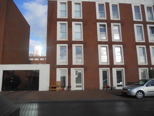 Katendrecht Apartment | Sewdien’s Apartment Maashaven