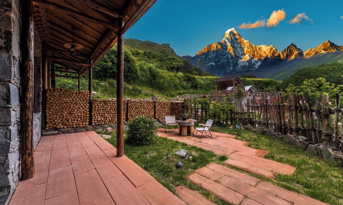 Wenchuan Hotel | Shanlijian Holiday Homestay