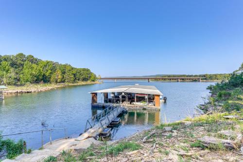 Greers Ferry House | Shared Dock and Yard Greers Ferry Lake Home!