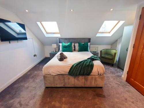 Seven Kings Apartment | Shelters En-suite rooms