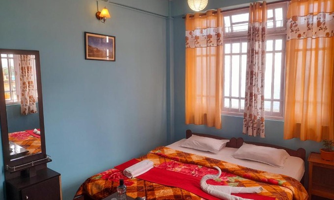 Darjeeling Hotel | Sherpa Brothers Urban Homestay