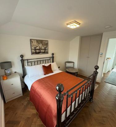 Kidlington Apartment | Siennas Modern 1 bed room apartment with ensuite