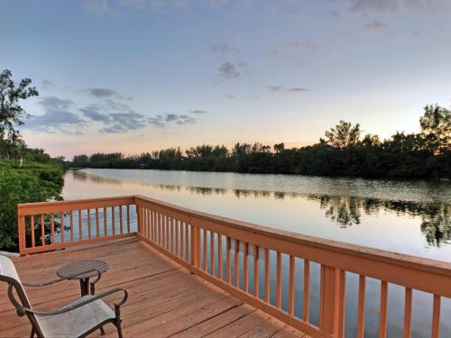 Siesta Key House | Siesta Heron 5 Key Lime