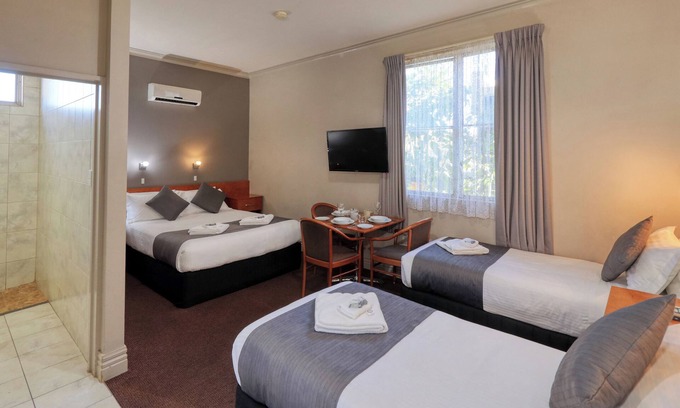 Broken Hill Hotel | Silver Haven Motor Inn