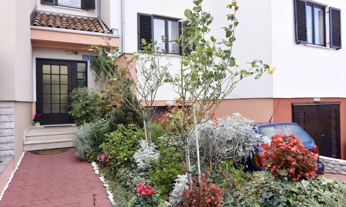 Murine Apartment | Simple apartment near the center and sea Umag