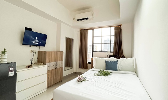 Depok Apartment | Simple Comfort Studio At Apartment Evenciio Margonda