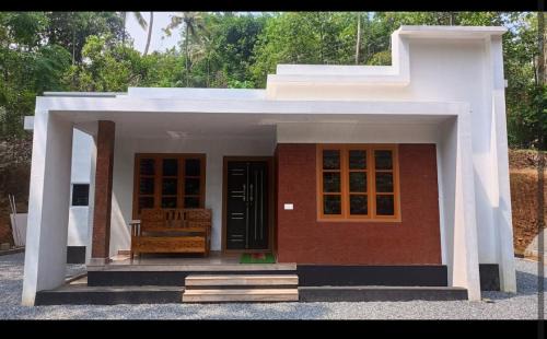Thalassery Villa | Simple Stay