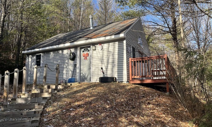 Norway Cottage | Single Bedroom Cottage with whirpool tub - Ross