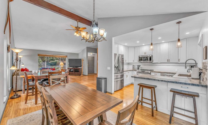 Ridgewood House | Single-Level Carnelian Bay Gem Near Skiing & Beach