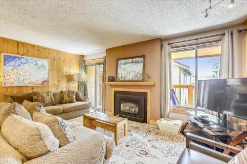 Breckenridge House | Skiwatch 107