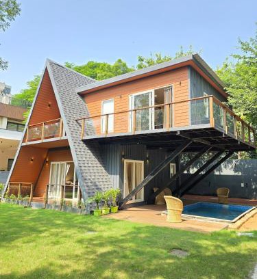 DLF Farms Villa | Sky Bloom DLF 2BHK Luxury Villa Chattarpur