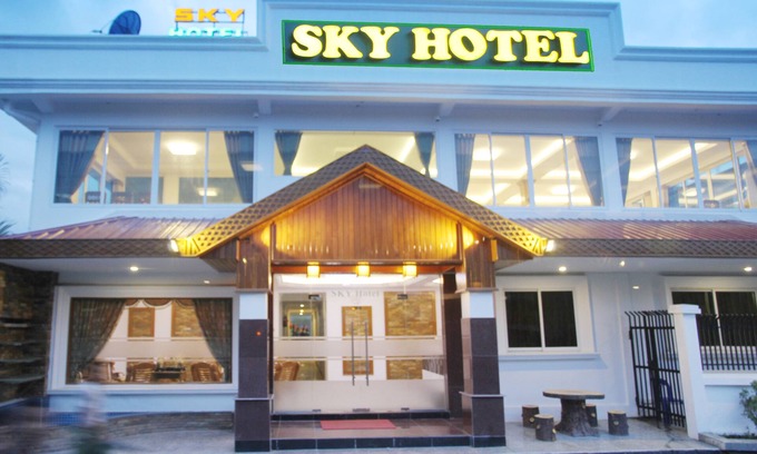 Yangon Hotel | Sky Hotel Hlaing Thar Yar Yangon