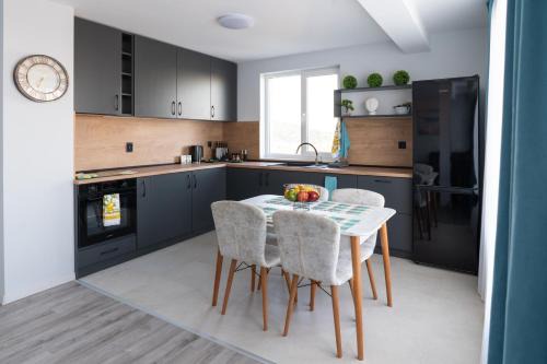 Primorski Apartment | Skyview by RV Apartments