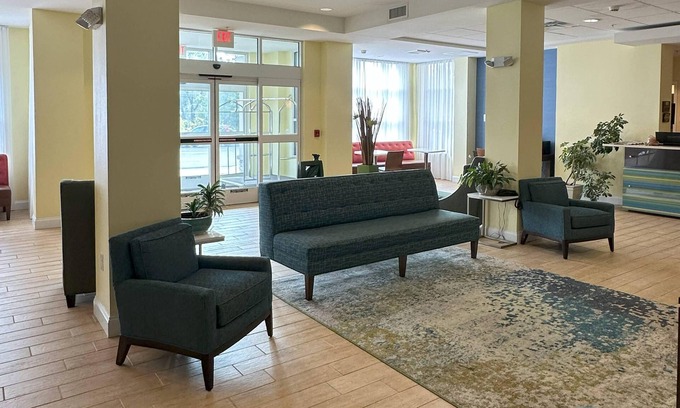 Altoona Hotel | Sleep Inn & Suites Altoona North