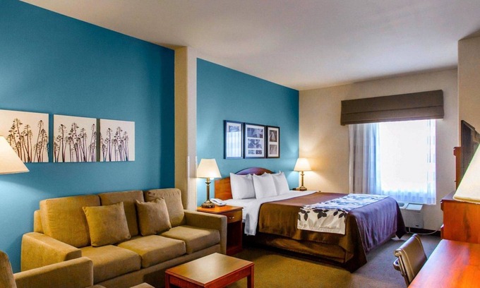 Evansville Hotel | Sleep Inn & Suites Evansville - Casper