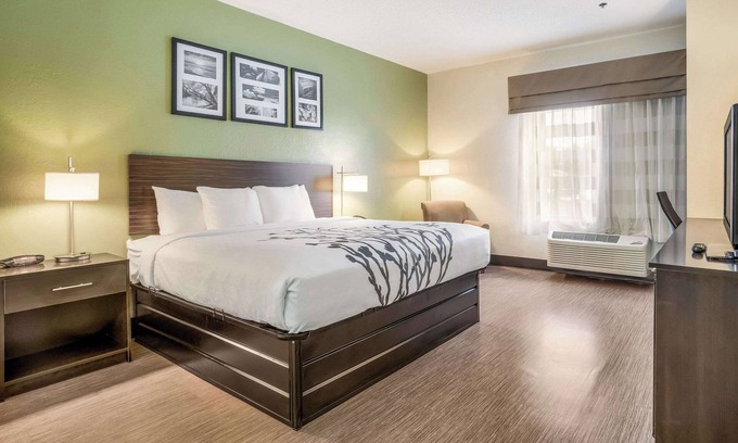 Jacksonville Hotel | Sleep Inn & Suites Jacksonville near Camp Lejeune