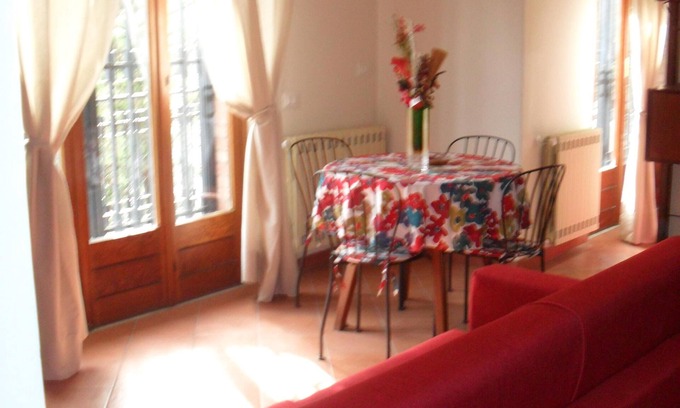 Picanello-Ognina-Barriera-Canalicchio Apartment | Small apartment in the villa, in the green city