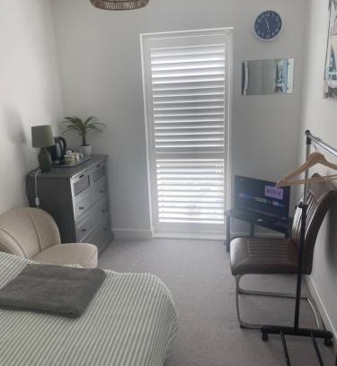 Newhaven House | Small Double room to rent