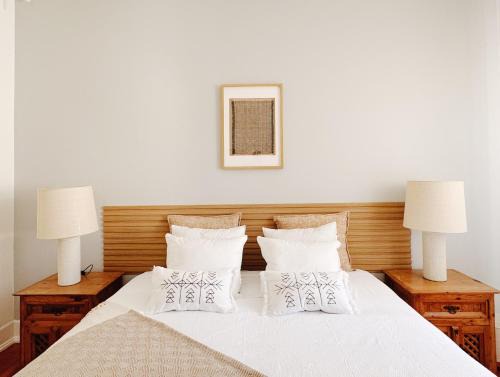 Alto do Pina House | Soar Home l Airport l Olivais