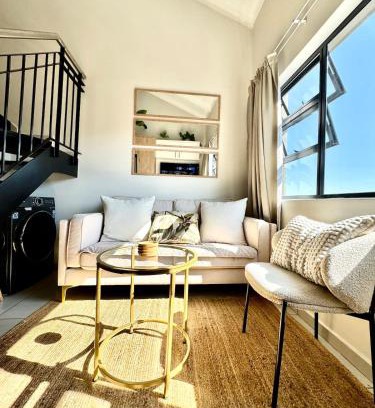 Greater Johannesburg Metropolitan Area Apartment | SoftPod Loft in Prime Location Fourways