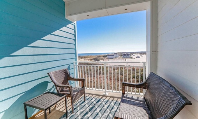 Sandbridge Condo | Sojourn Southern Dunes Sleeps 6