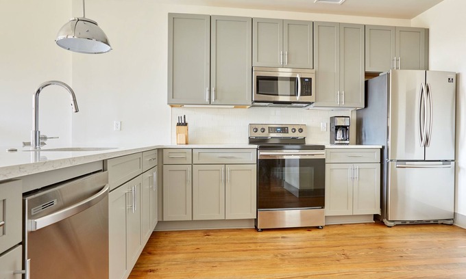 Historic District - North Apartment | Sonder Telfair Square