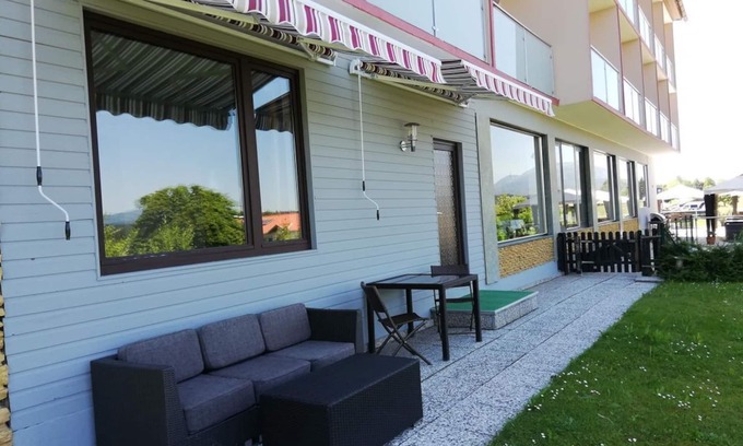 Finkenstein am Faaker See House | Sonnenapartement Seeblick - Faaker See Inn Hotel