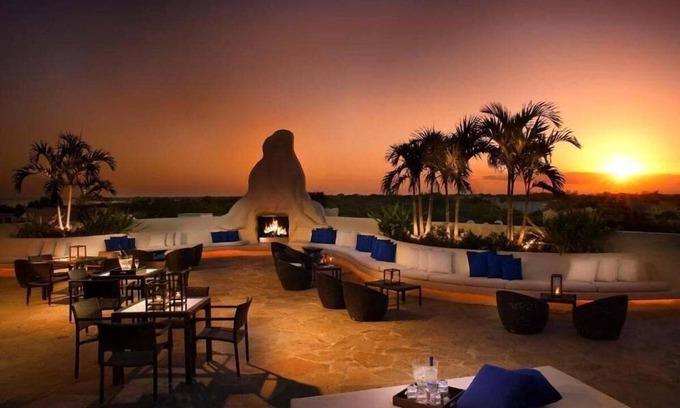 Coconut Grove Hotel | Soothing Escape w/Rooftop Pool and Breakfast Options in Coconut Grove, 3 Rooms