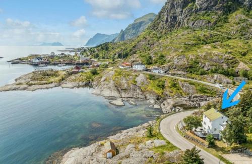 Sørvagen House | Sophiehuset- Cozy oceanview home