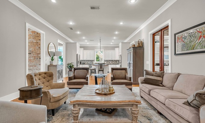 Starkville House | Southern Laurel House | 5BR Game-Day Retreat Near MSU