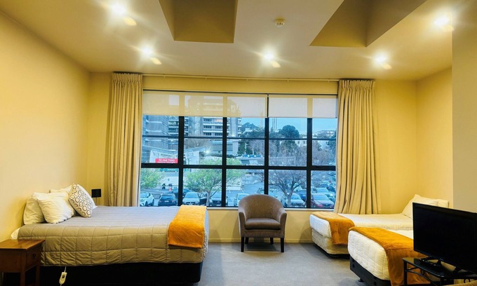 Newtown Hotel | Southgate Motor Inn