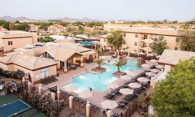 North Scottsdale Hotel | Southwestern Charm Hideout! Full Kitchen, Outdoor Swimming Pool, Free Parking!