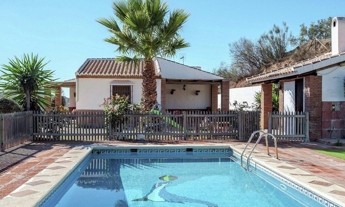 Antequera Cottage | Spacious Cottage with Pool