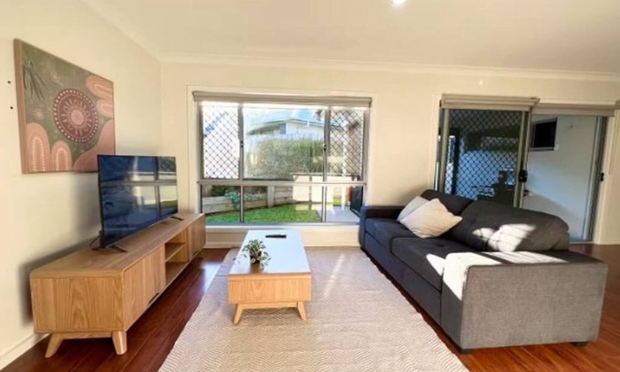 Coomera House | Space & Fun! One House with 2 Duplexes for rent!