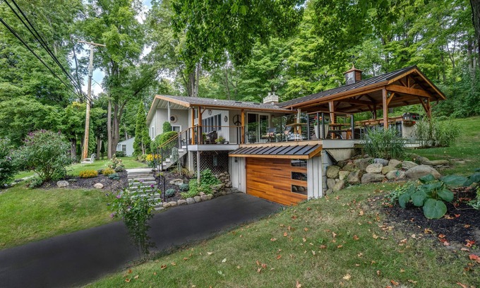 Town of Milo House | SPACE & privacy on Keuka with a fabulous house, outdoor kitchen, lawn, & beach!