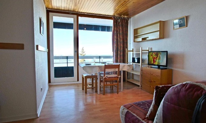 Chamrousse Apartment | Spacieux studio 2 places proche pistes à Chamrousse avec balcon - FR-1-340-18
